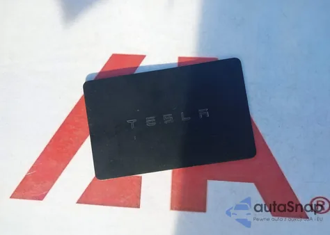 2020 Tesla Model 3 Performance Dual Motor All-Wheel Drive z USA, uszkodzony, nr VIN 5YJ3E1EC1LF601706